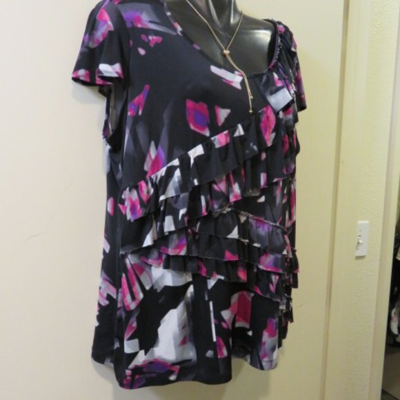WORTHINGTON WOMAN/SIZE 2X/BLK,WHITE,HOT PINK TOP - Picture 1 of 6